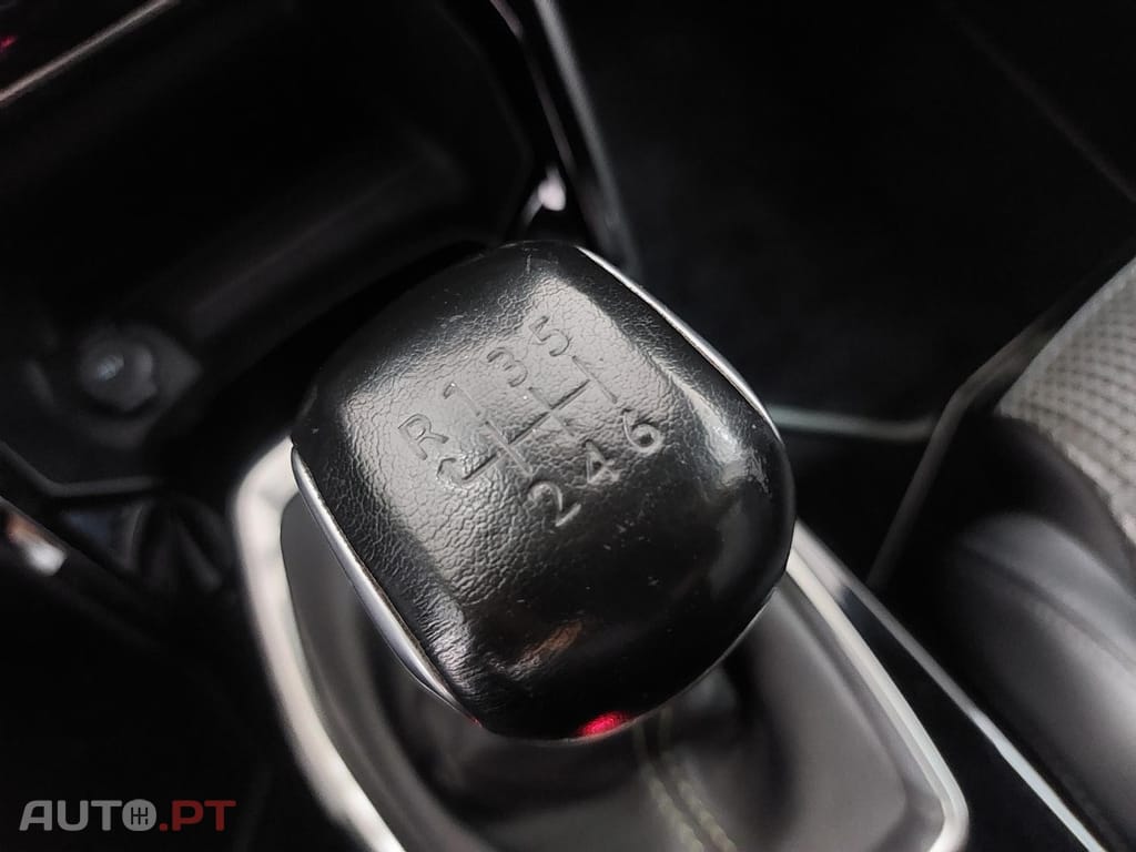 Peugeot 2008 1.2 PureTech GT Line