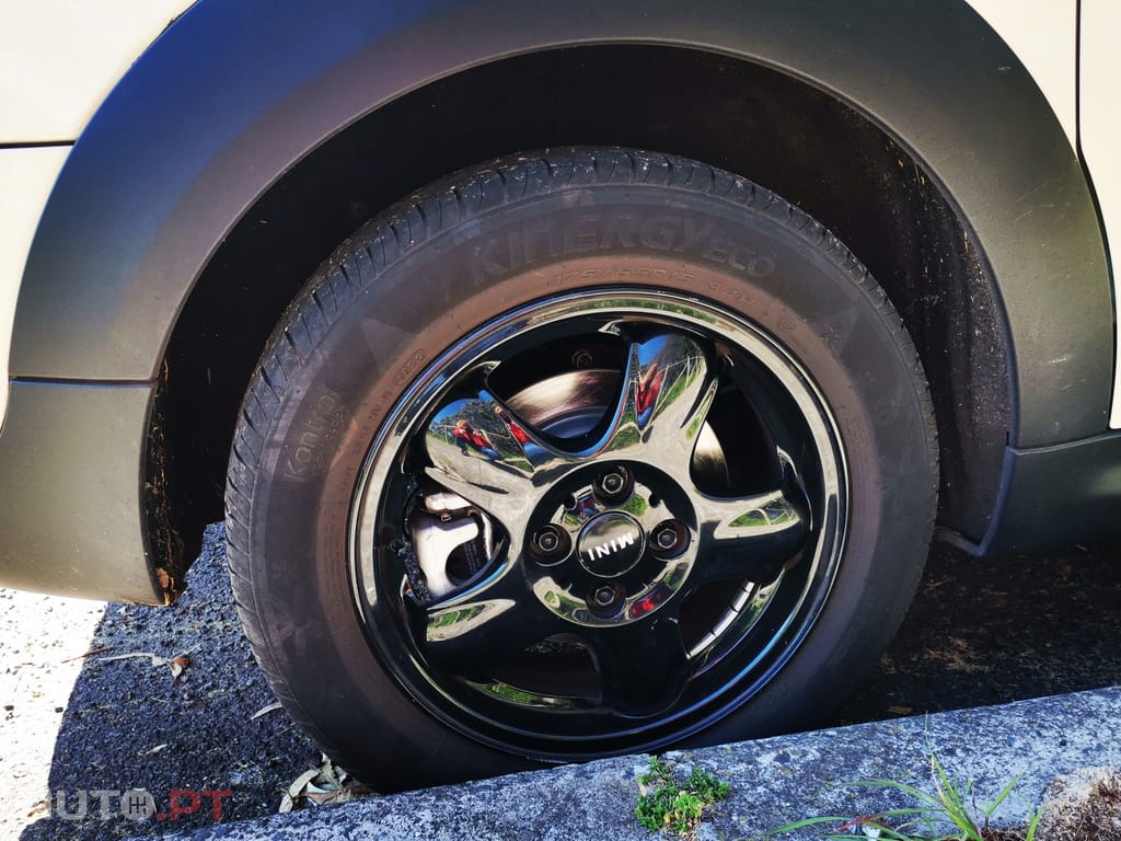 MINI Clubman One D - Van den Broeck