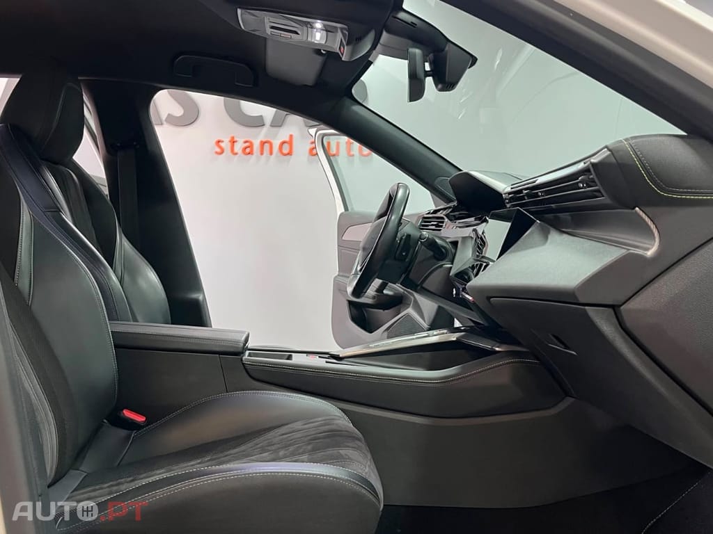 Peugeot 308 1.2 PureTech GT EAT8