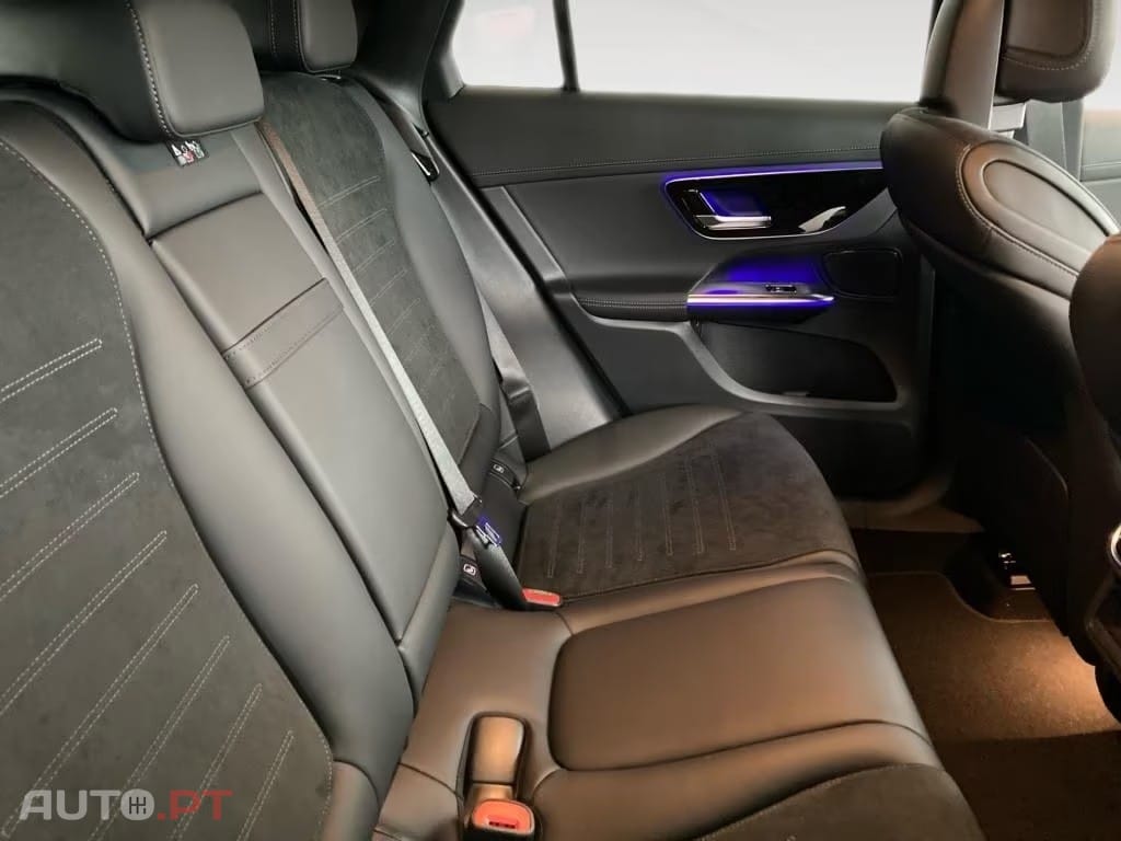 Mercedes-Benz GLC 300 de 4MATIC AMG Line