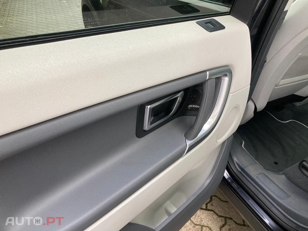 Land Rover Discovery Sport 2.0 TD4 SE 4WD