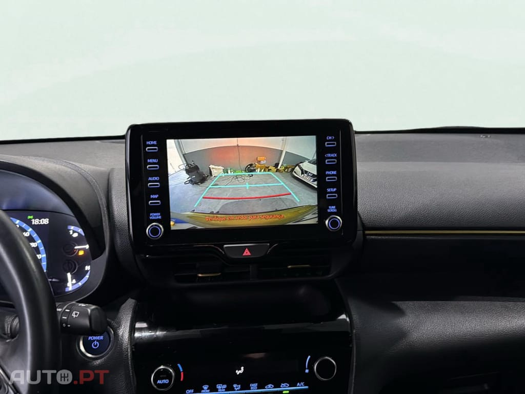 Toyota Yaris Cross 1.5 HDF Square Collection