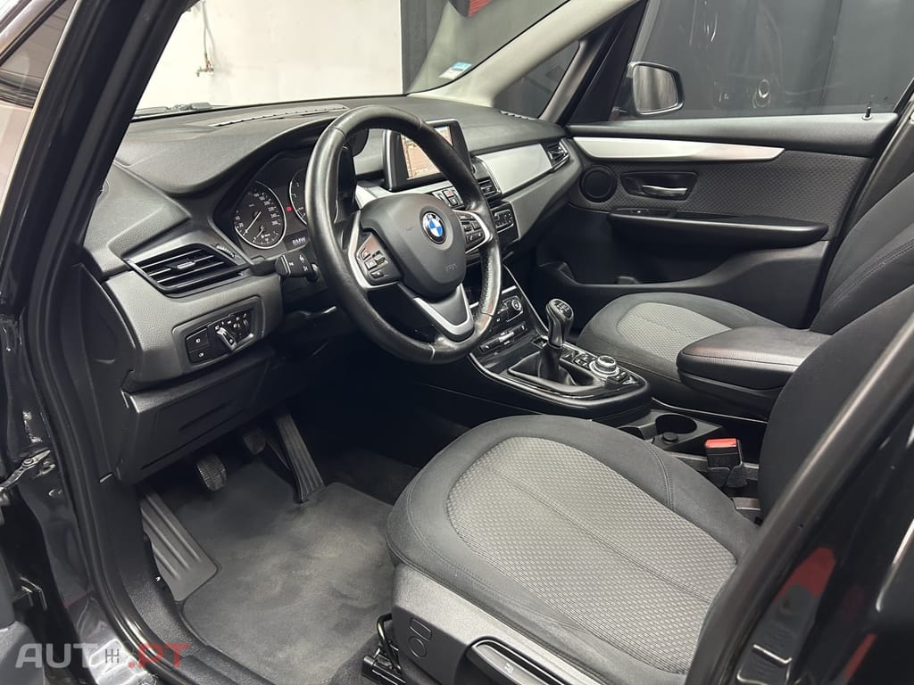 BMW 216 d 7L Advantage