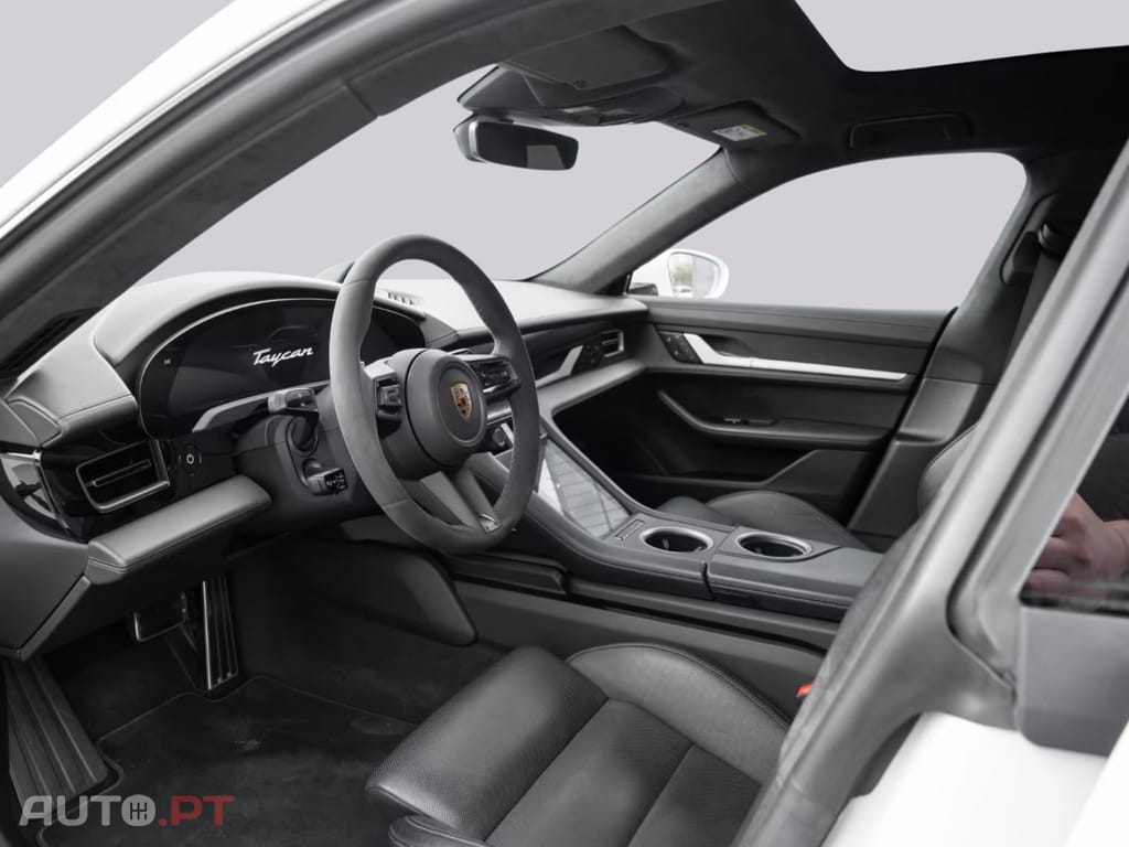 Porsche Taycan I.V.A DEDUTIVEL GTS 