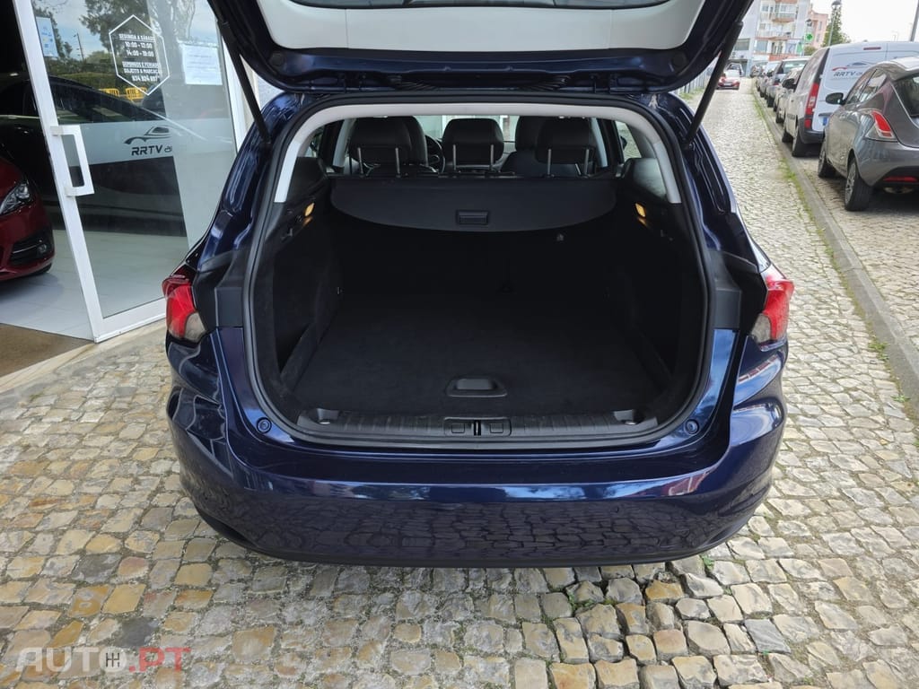 Fiat Tipo 1.3 M-Jet Lounge