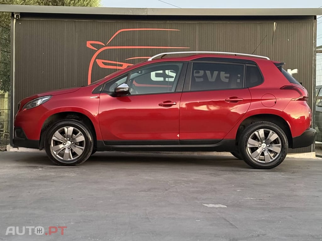 Peugeot 2008 1.2 PureTech Style