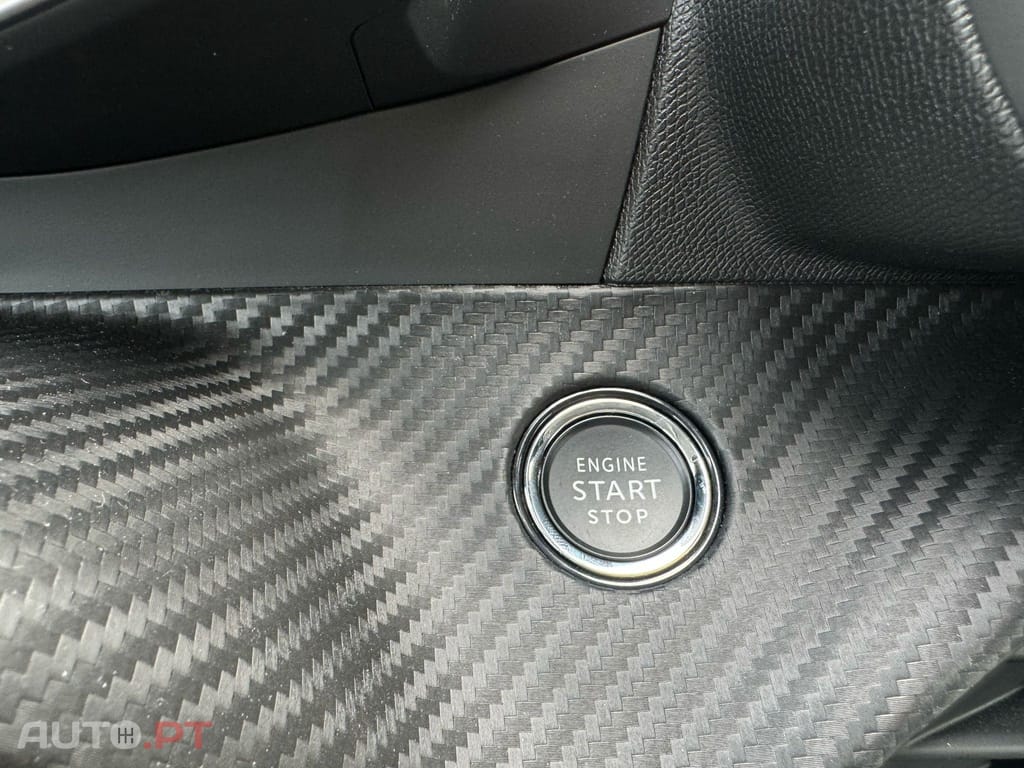 Peugeot 208 PureTech 100 Allure