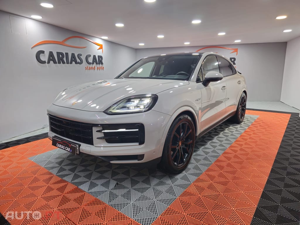 Porsche Cayenne E-Hybrid Black Edition