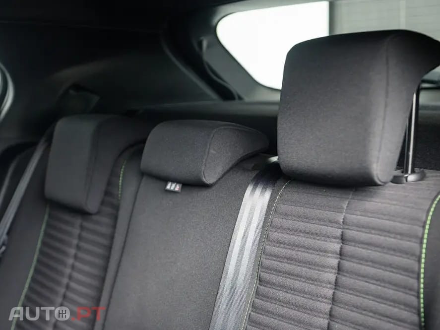 Peugeot 2008 1.2 PureTech Style