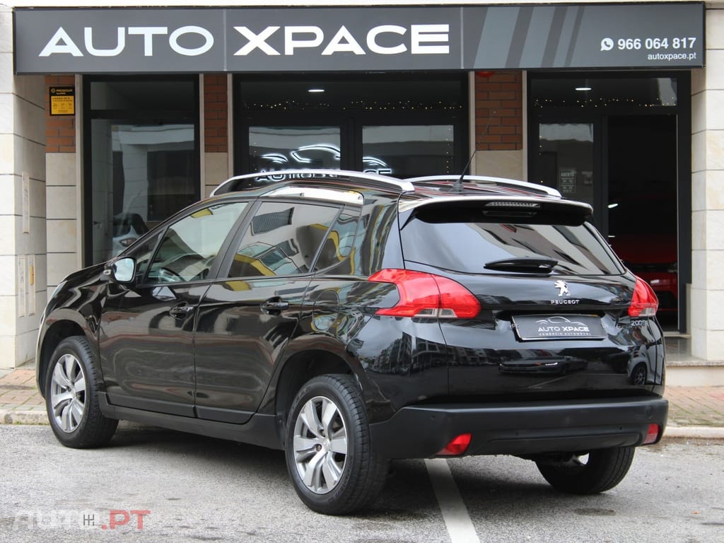 Peugeot 2008 1.2 PureTech Allure