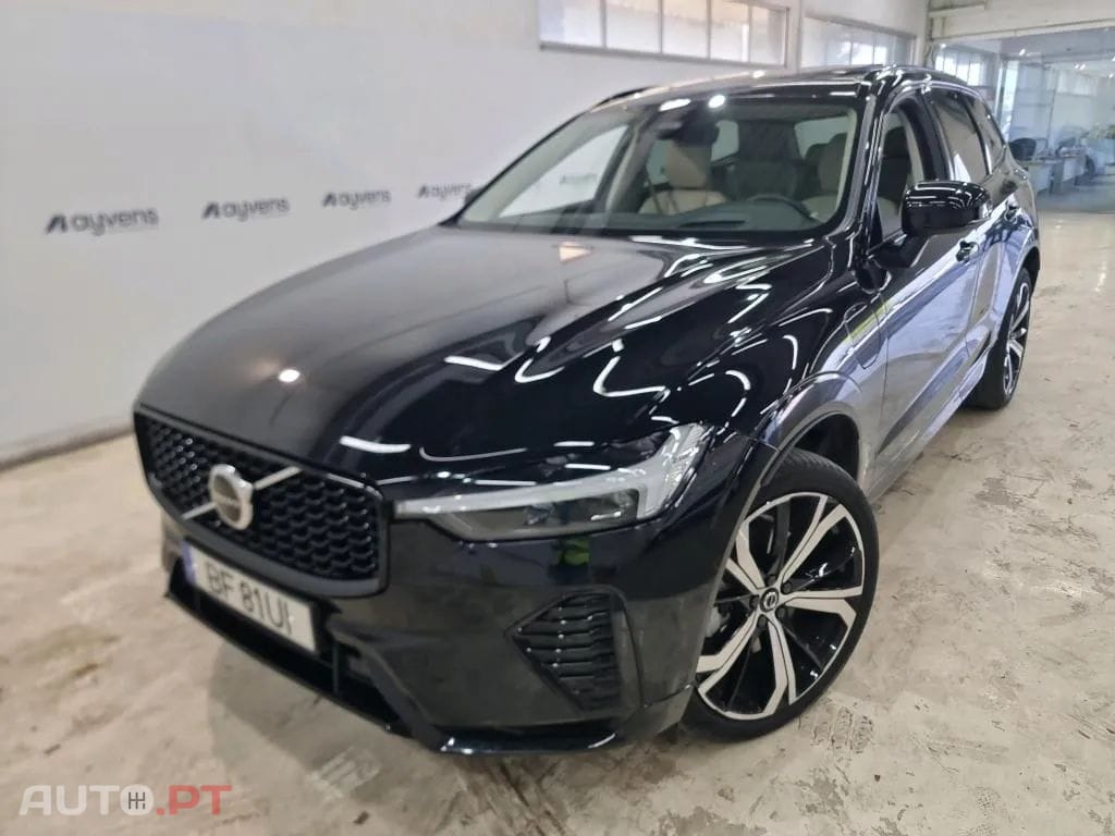 Volvo XC60 2.0 T6 PHEV Ultimate Dark AWD