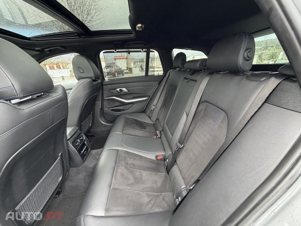 BMW 330 e Pack 50 anos M Auto