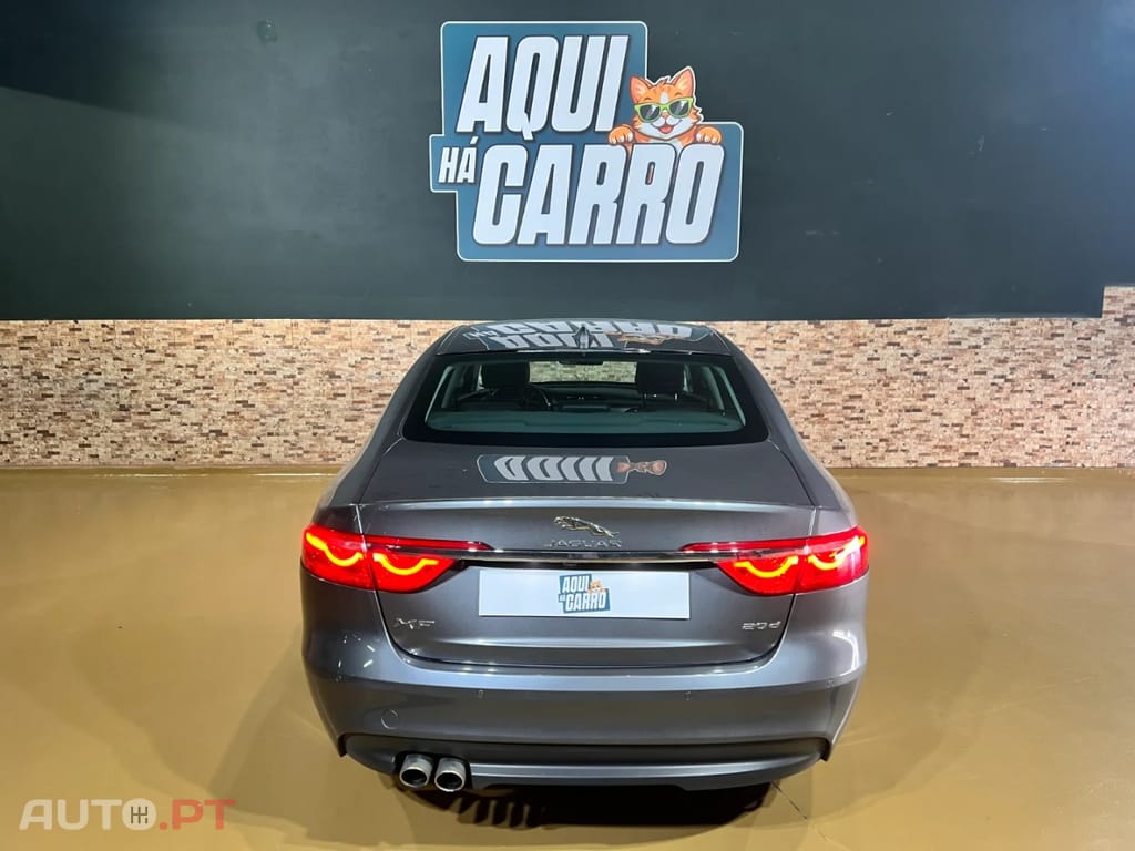 Jaguar XF 2.0 D