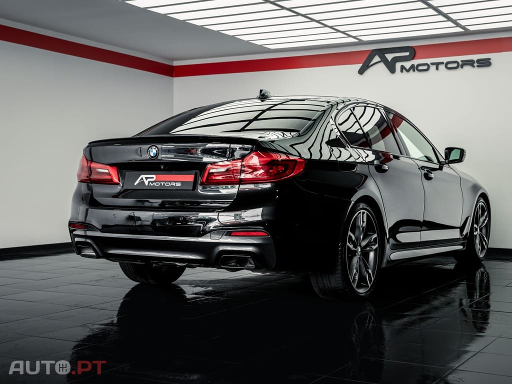 BMW M550 xDrive Auto