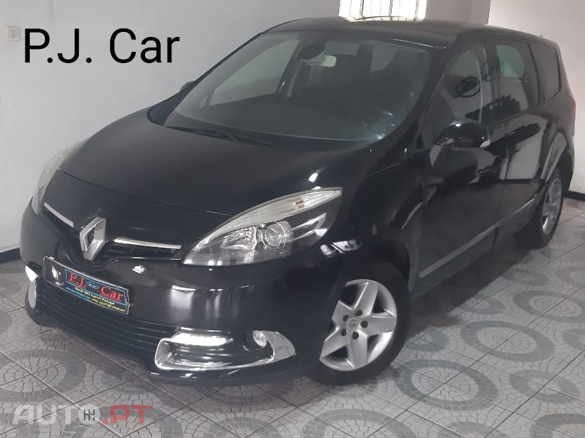 Renault Grand Scénic Dynamique 1.5 DCI 110 CV