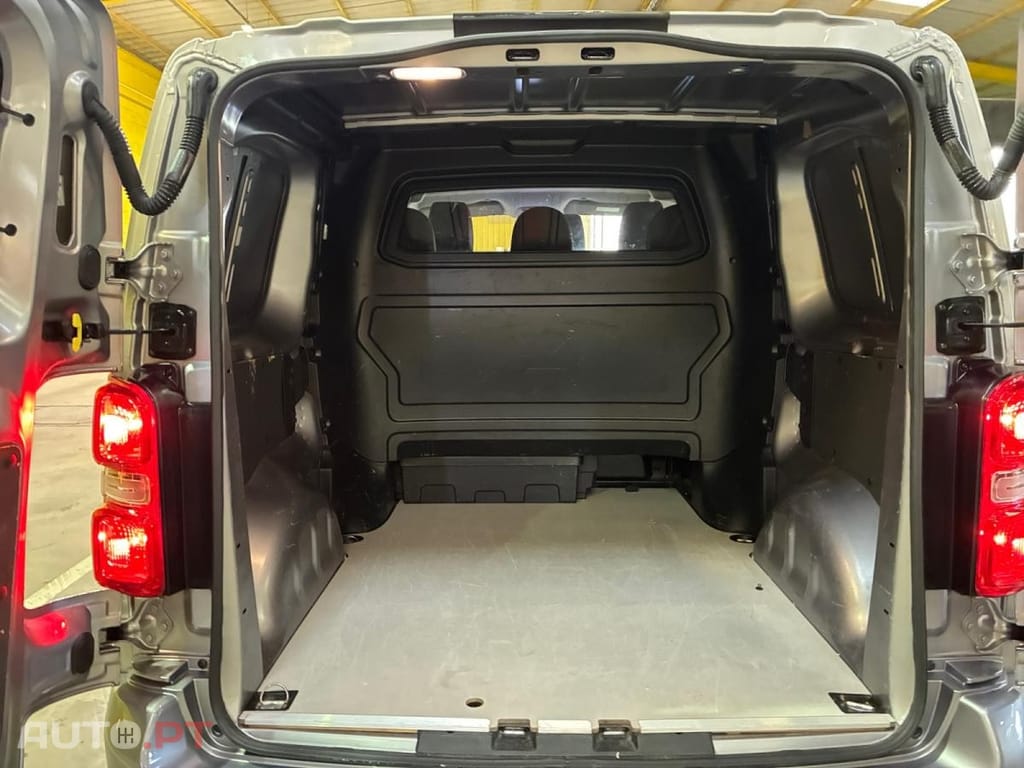 Opel Vivaro-E 75 kWh L2 Pack Business