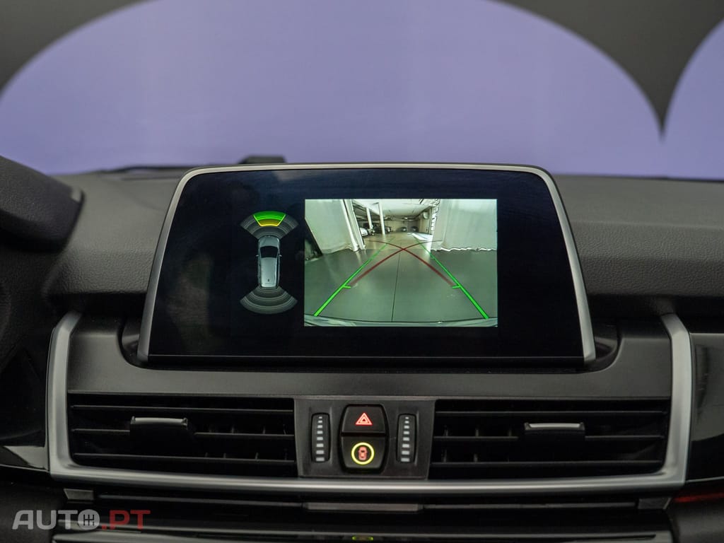 BMW 218 i 7L Line Luxury Auto