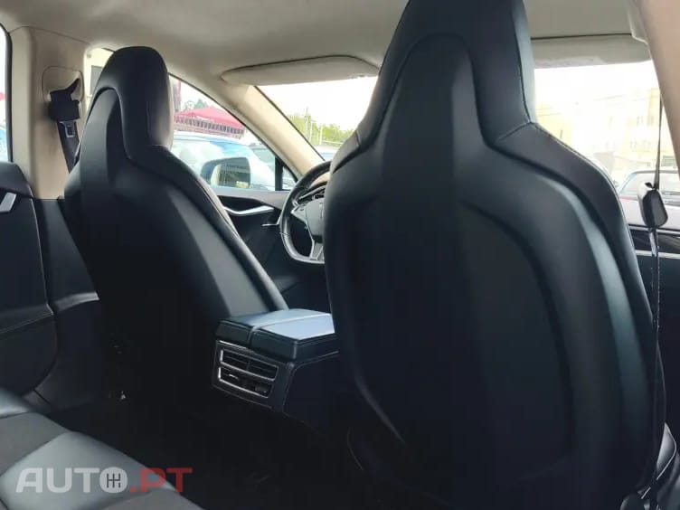 Tesla Model S 70D AWD