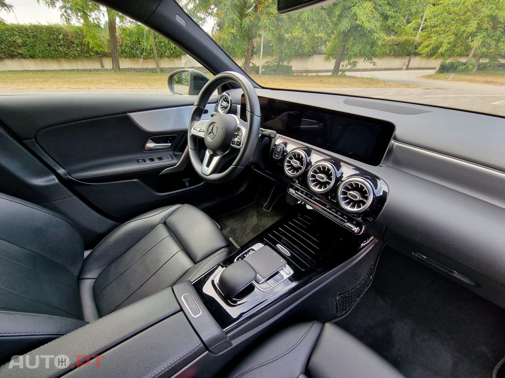 Mercedes-Benz A 180 BlueEFFICIENCY 1.5 Pack Night