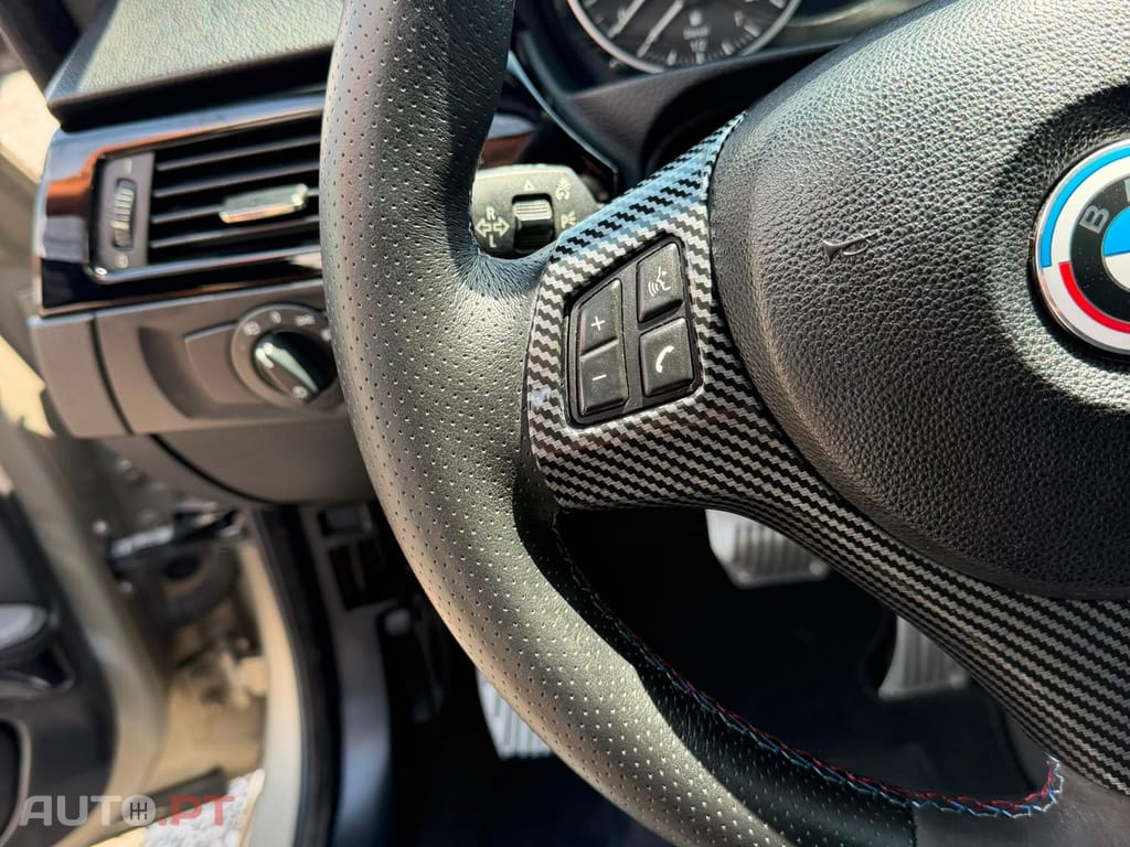 BMW 320 d Auto