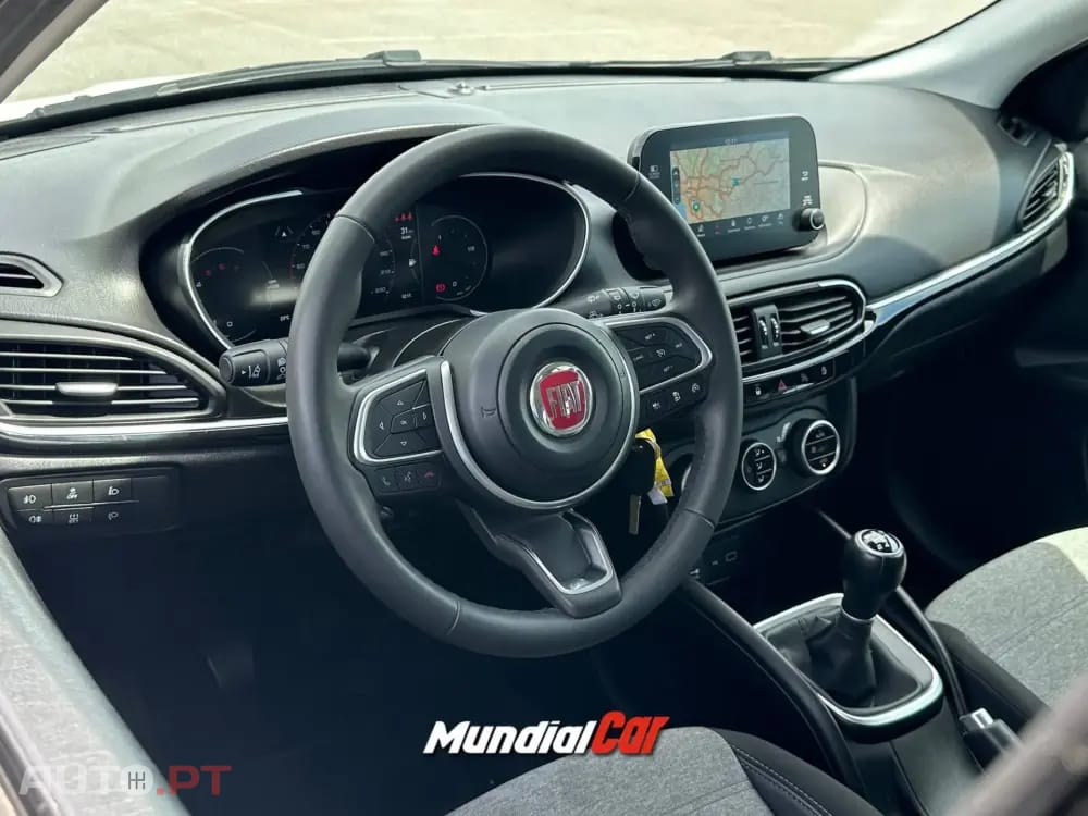 Fiat Tipo 1.3 Multijet Cross