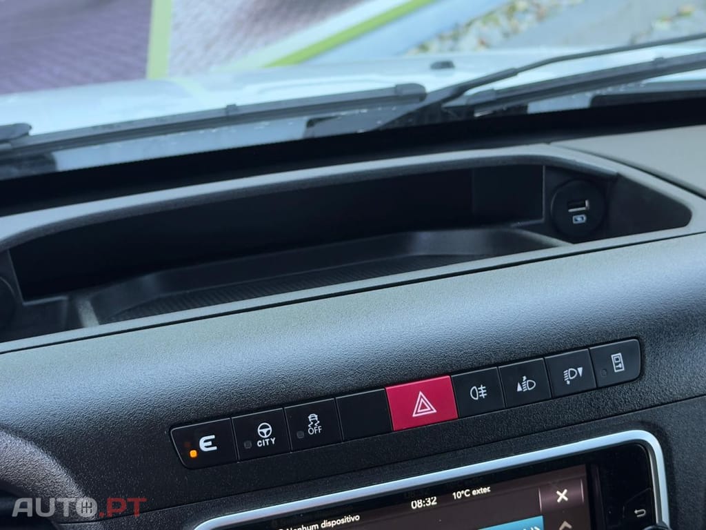 Iveco Daily 3.0 - 180 CV  L 4 H 2