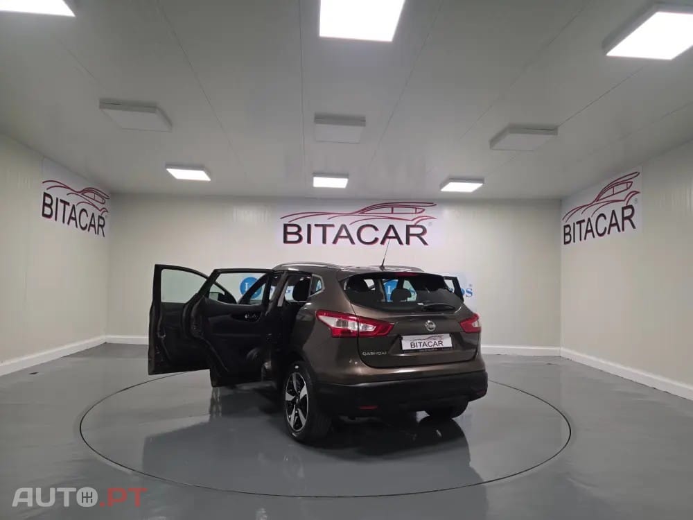 Nissan Qashqai 1.5 dCi N-Connecta Led