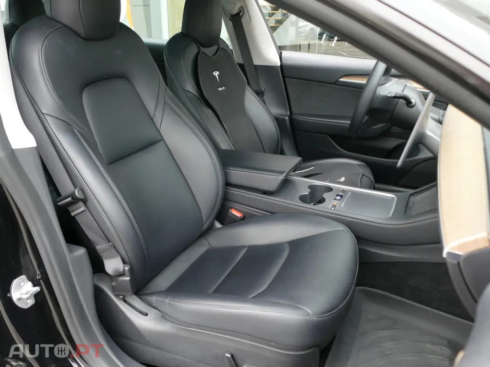 Tesla Model 3 Tração Traseira