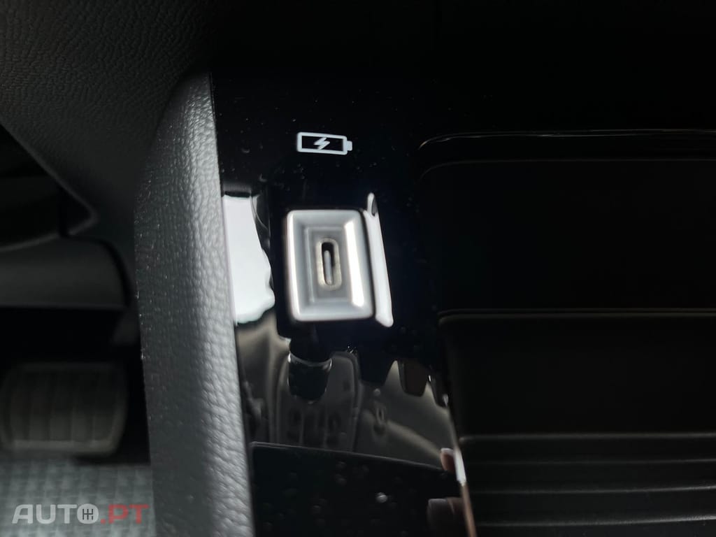Peugeot 2008 1.2 Active Business
