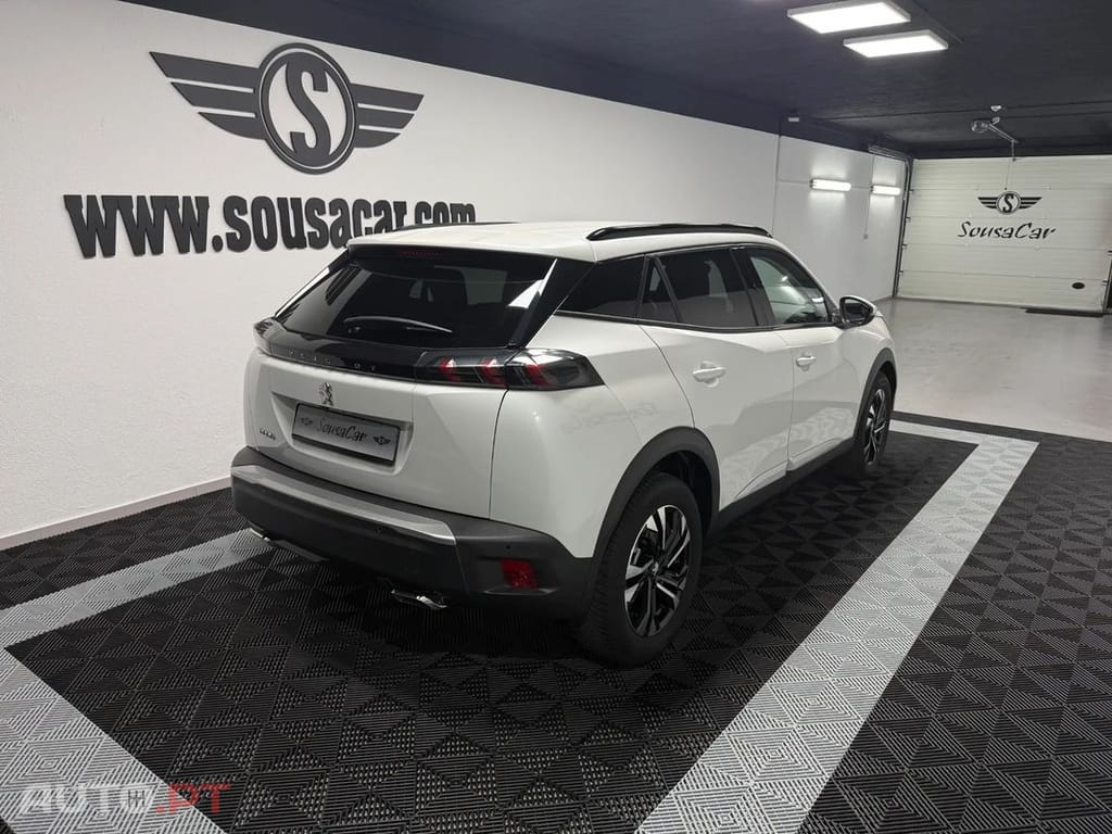 Peugeot 2008 1.2 PureTech Allure