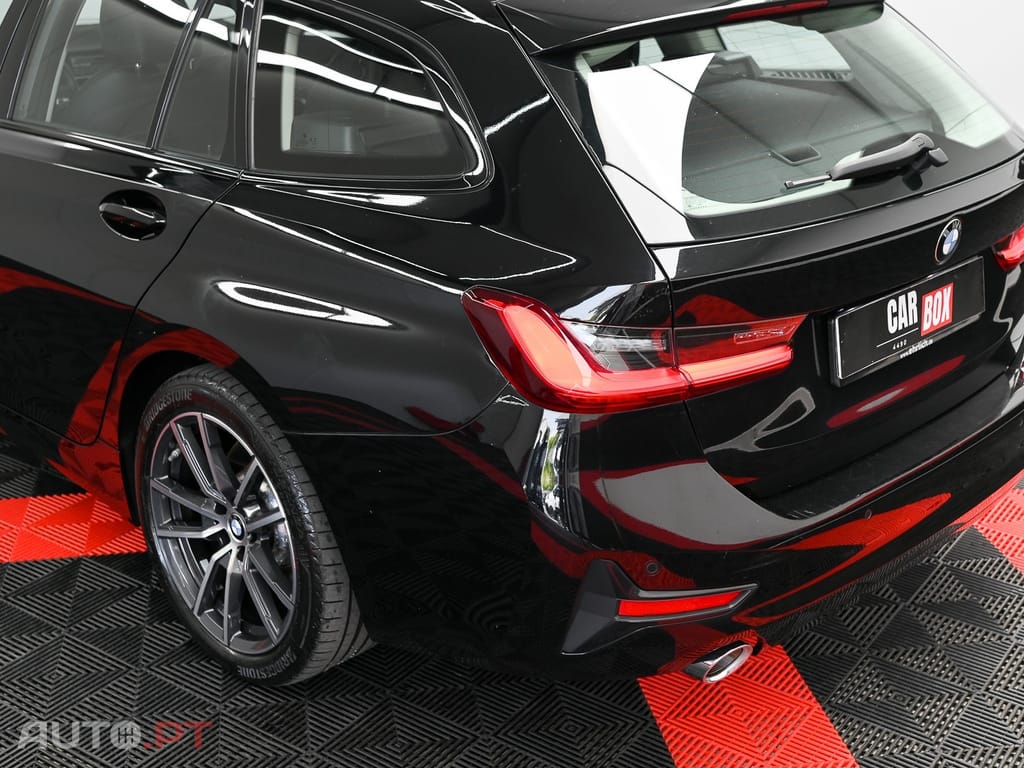 BMW 330 e Touring Line Sport Auto
