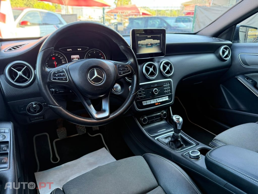 Mercedes-Benz A 180 Inspiration