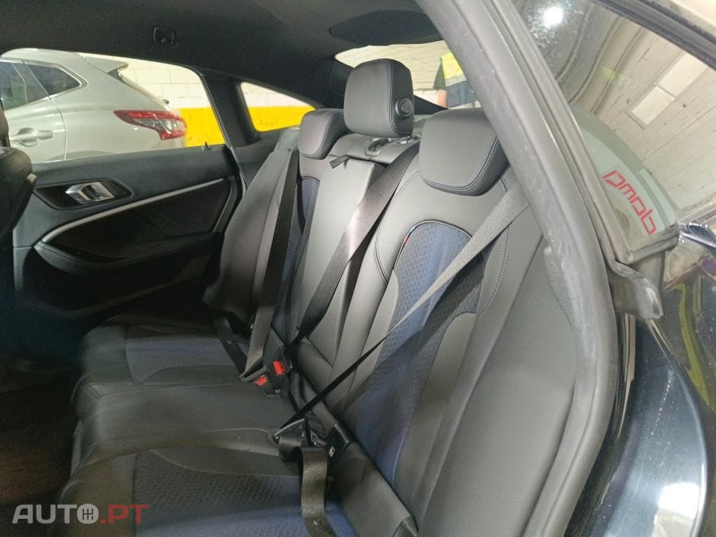 BMW 216 d Corporate Edition