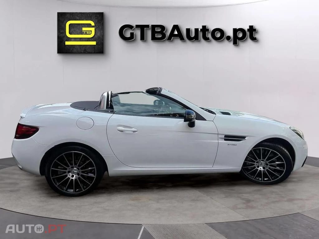 Mercedes-Benz SLC V6