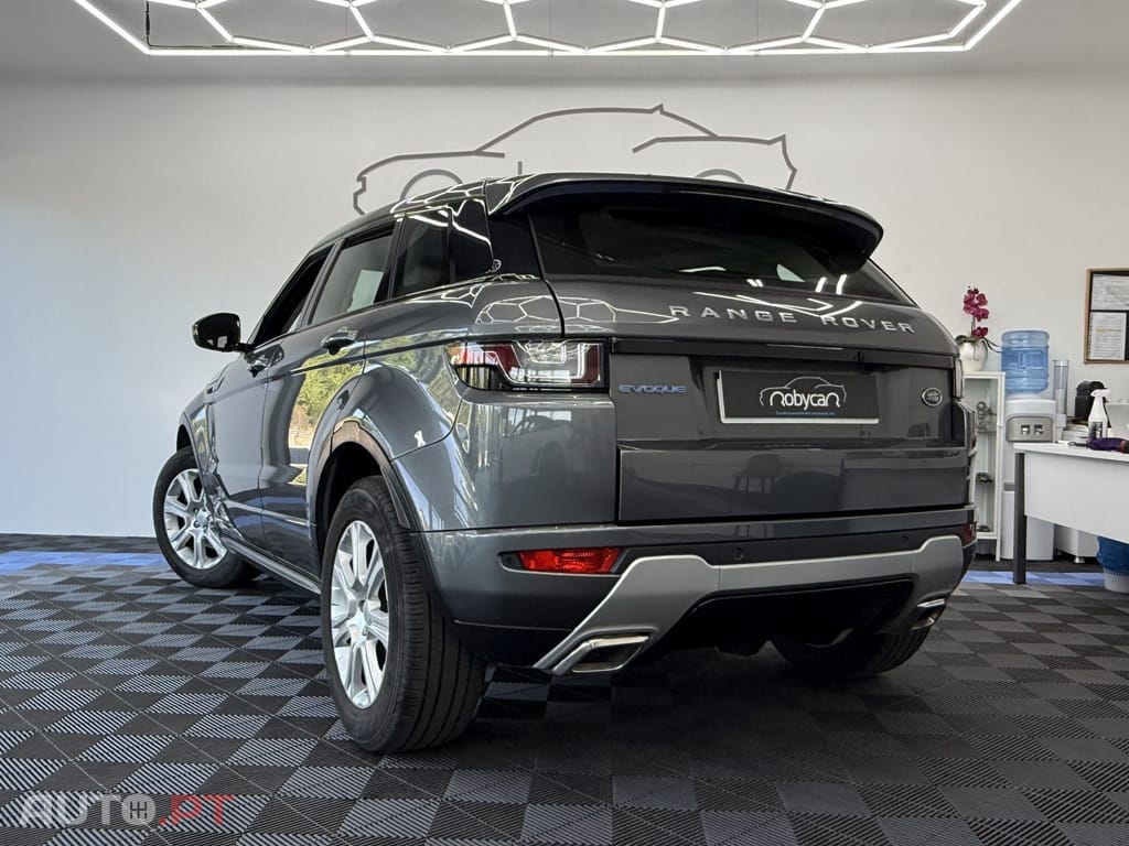 Land Rover Range Rover 2.0 TD4 SE Dynamic