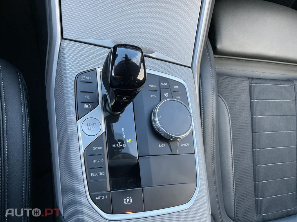 BMW 320 e Touring Line Sport Auto