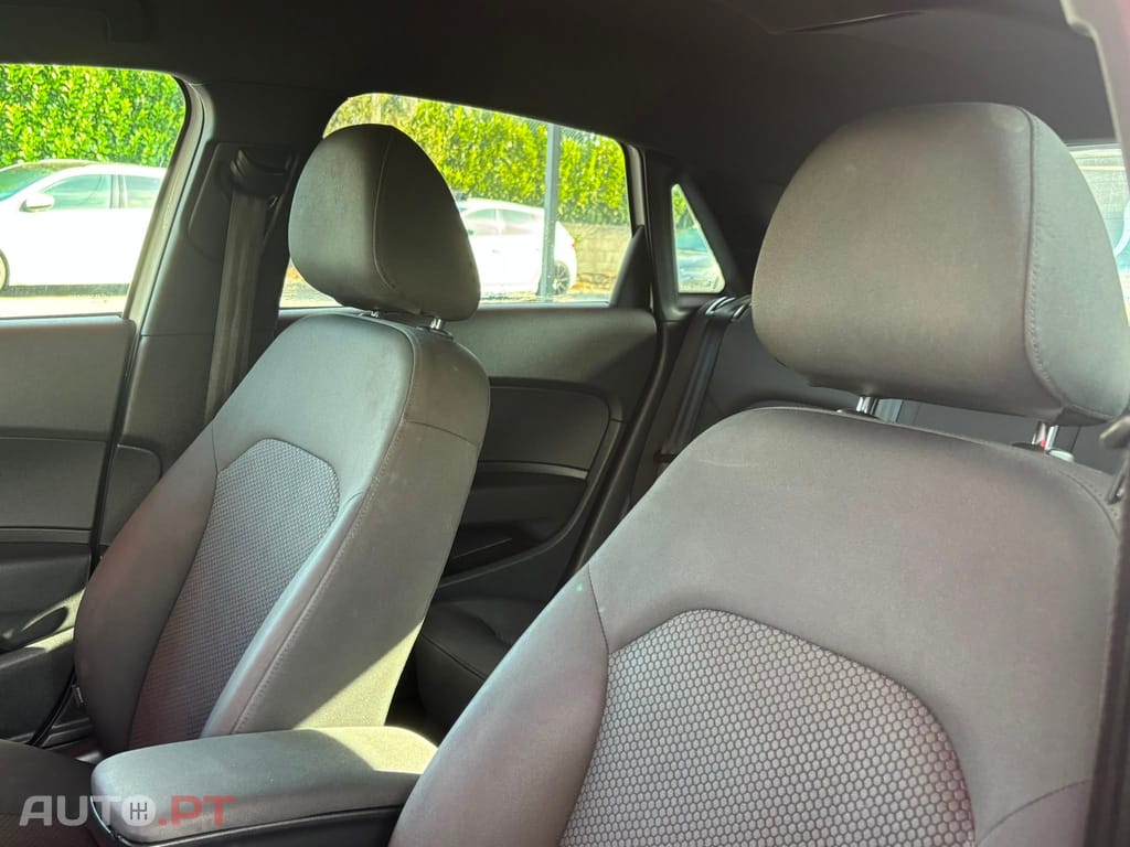 Audi A1 1.6 TDi S-line