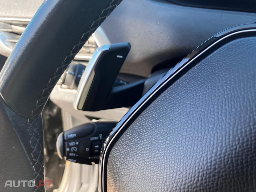 Peugeot 3008 1.2 PureTech Allure EAT6