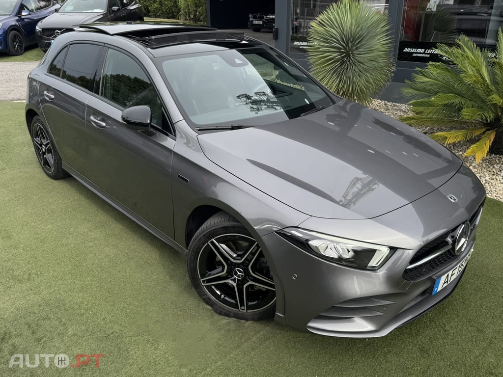 Mercedes-Benz A 250 e AMG Line