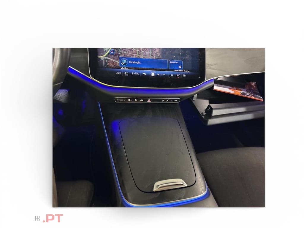 Mercedes-Benz E 300 Outro