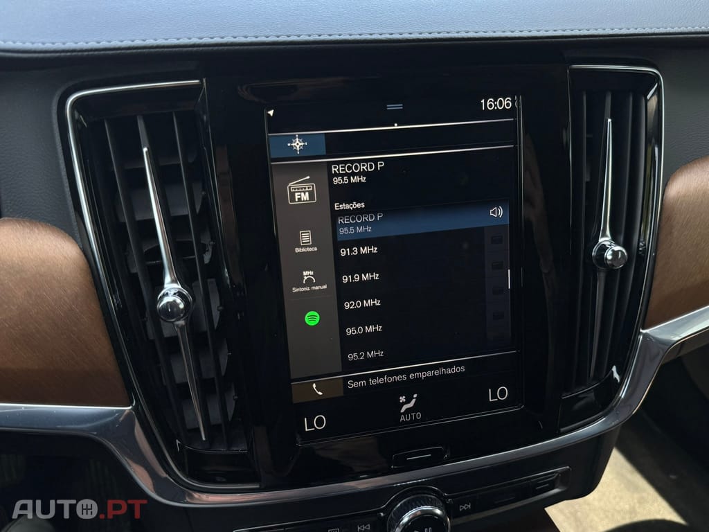 Volvo V90 2.0 T8 Inscription AWD Geartronic