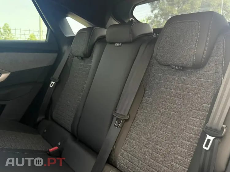 Peugeot 3008 1.2 Hybrid Allure e-DCS6