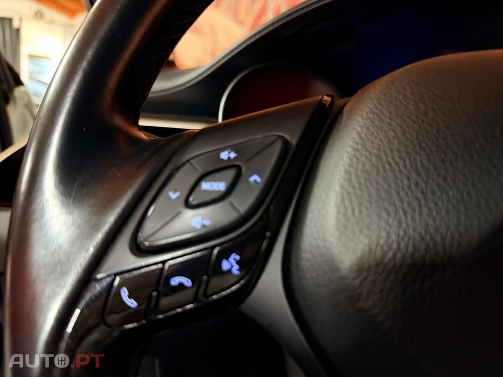 Toyota C-HR 1.8 HSD Exclusive+P.Luxury
