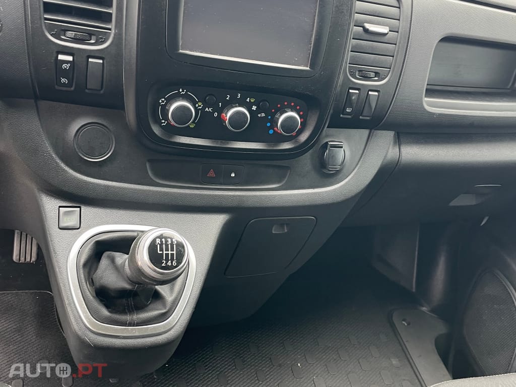 Renault Trafic 2.0 dCi L2H1 1.2T