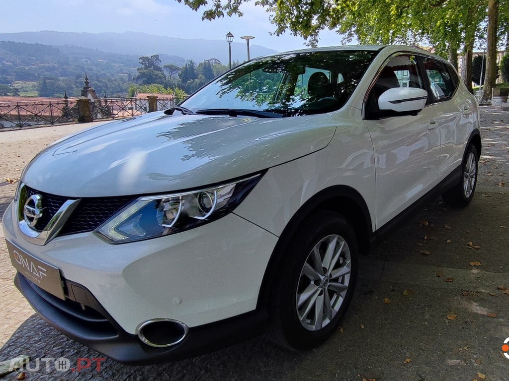 Nissan Qashqai 1.5 dCi N-Connecta 360