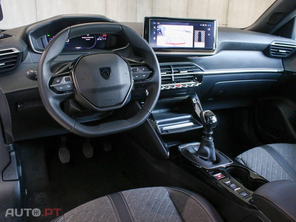 Peugeot 2008 1.2 PureTech Allure