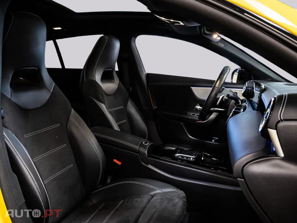 Mercedes-Benz CLA 250 e SHOOTING BRAKE AMG I.V.A DEDUTÍVEL 
