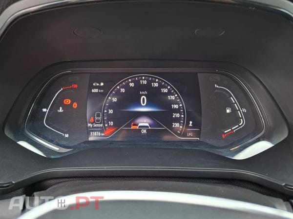 Renault Captur 1.0 TCe 100 Bi-Fuel techno