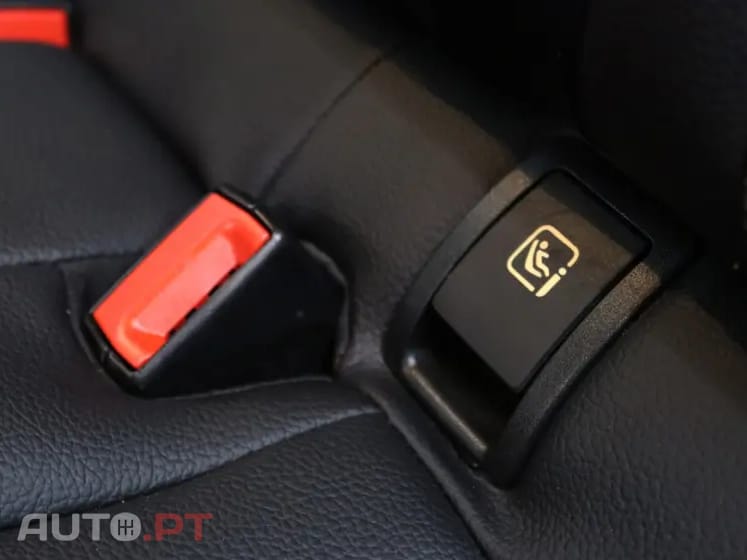 Mercedes-Benz C 300 BlueTEC Hybrid AMG Line