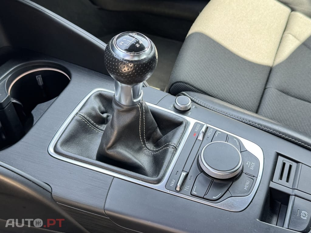 Audi A3 Sportback 1.6 TDi S-line